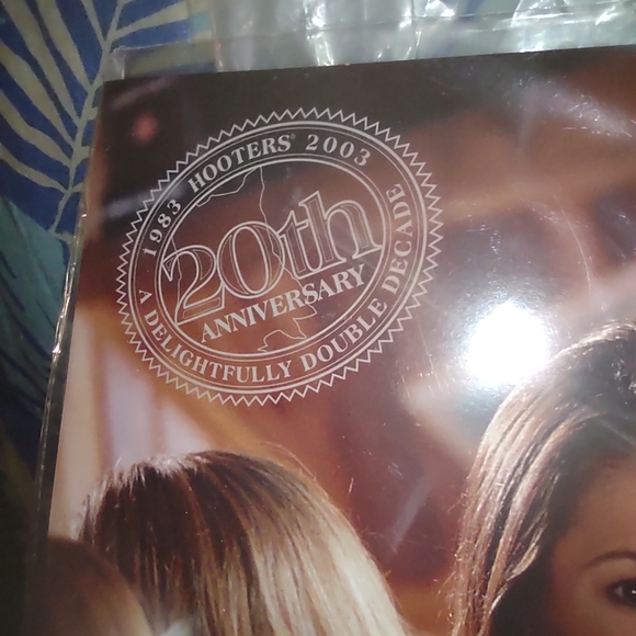 Hooter's Calendar new collectable - Picture 9 of 16